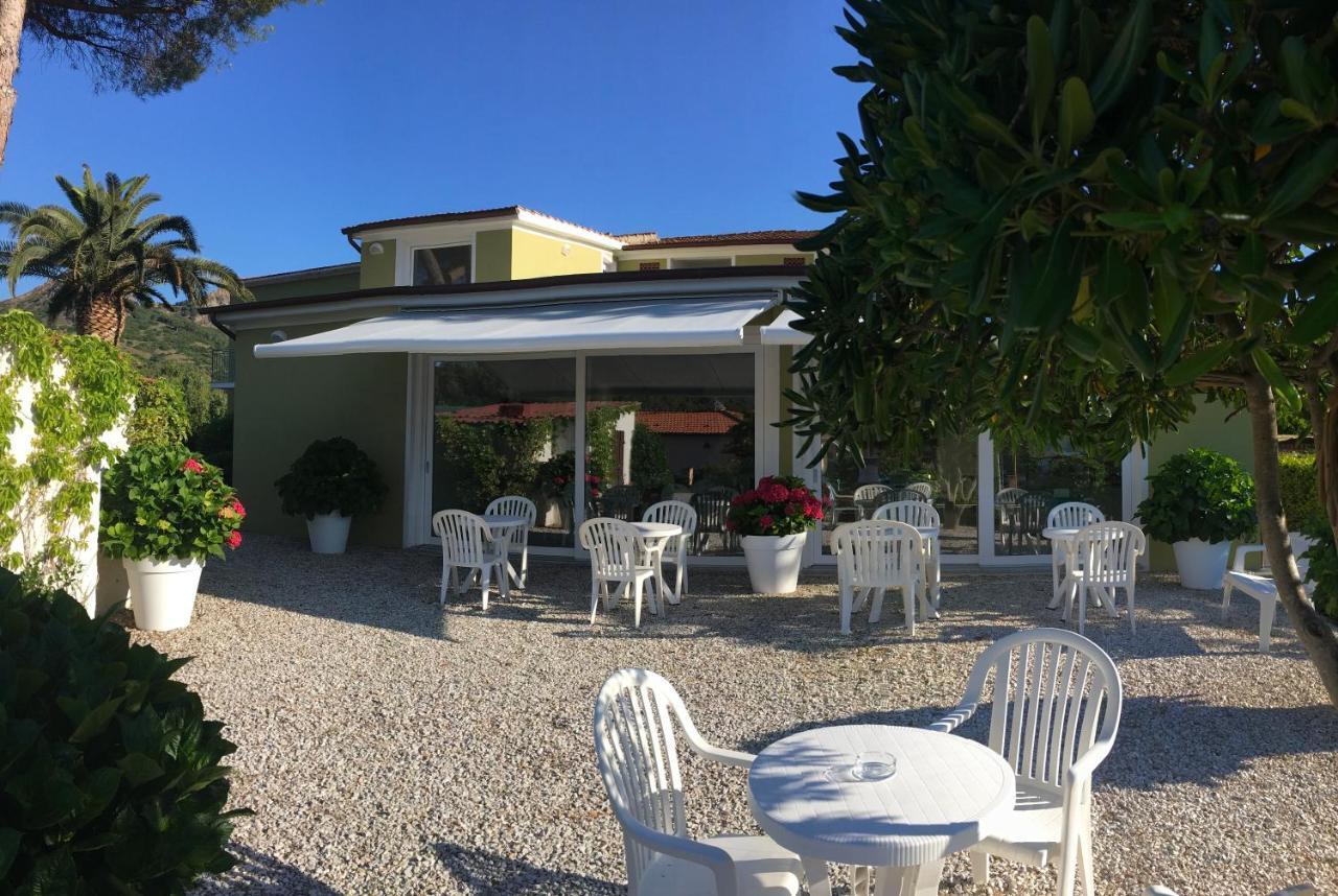 Hotel Barbarossa Porto Azzurro Zewnętrze zdjęcie