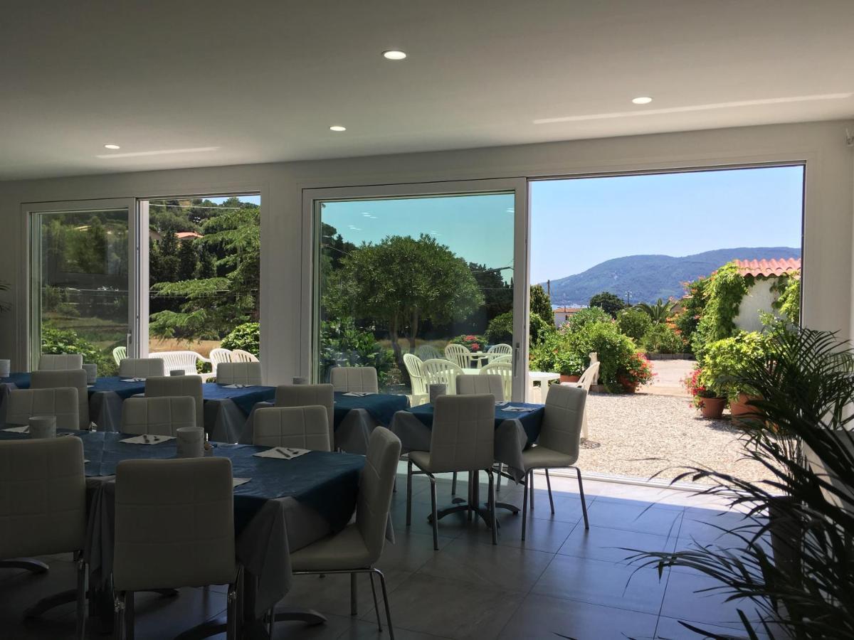 Hotel Barbarossa Porto Azzurro Zewnętrze zdjęcie