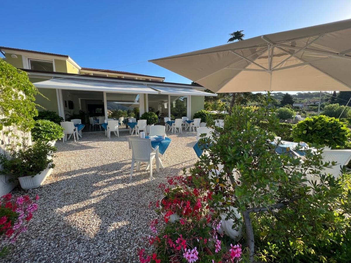 Hotel Barbarossa Porto Azzurro Zewnętrze zdjęcie