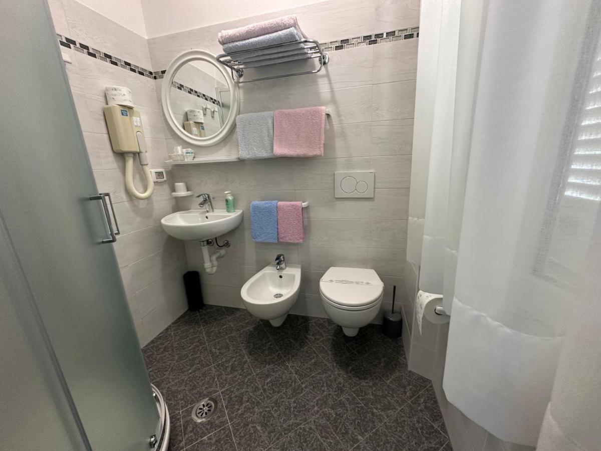 Hotel Barbarossa Porto Azzurro Zewnętrze zdjęcie